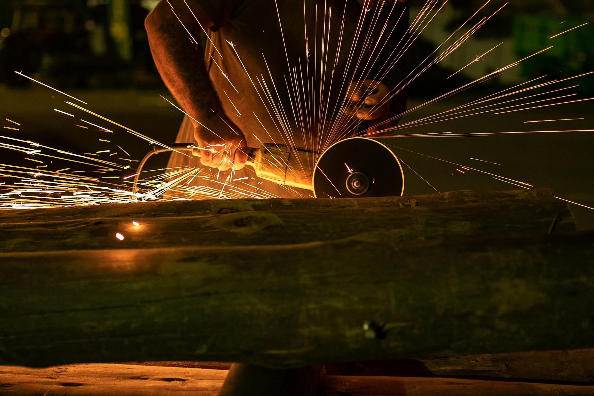 مشاوره قانون کار و تامین اجتماعی